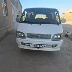 Toyota Hiace 2002