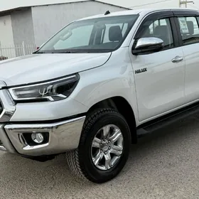 Toyota Hilux 2025