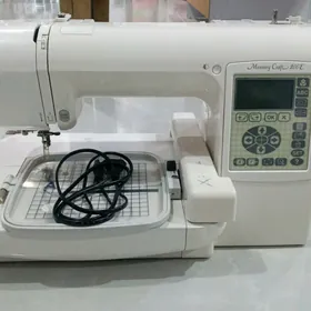 JANOME 200 E