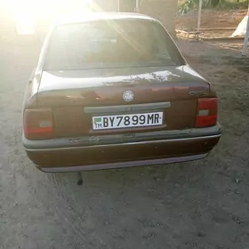 Opel Vectra 1992
