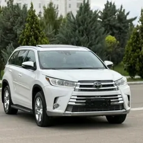 Toyota Highlander 2017