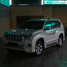 Toyota Land Cruiser Prado 2012