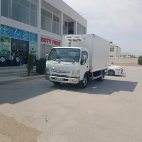 Mitsubishi Canter 2024
