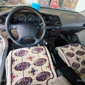 Daewoo Leganza 1998