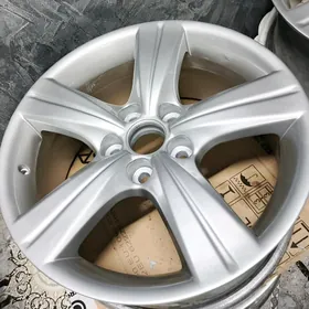 KIA NISSAN  diska R 17