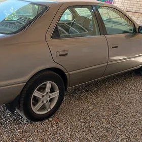 Toyota Camry 1998