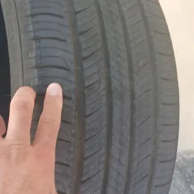 235/45/18HANKOKK
