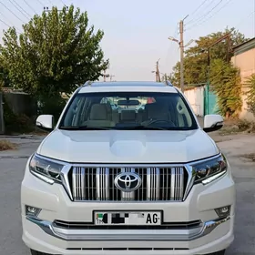 Toyota Land Cruiser Prado 2021