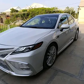 Toyota Camry 2022