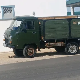UAZ Profi 1992