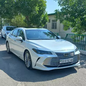 Toyota Avalon 2019