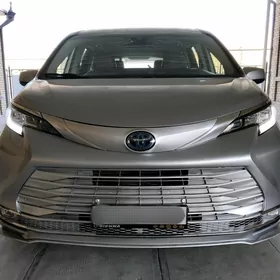 Toyota Sienna 2022