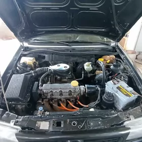 Opel Astra 1995