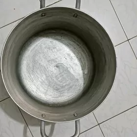 кастрюля алюминевая