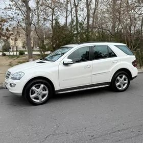 Mercedes-Benz ML350 2008