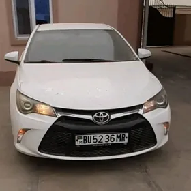 Toyota Camry 2016