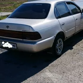 Toyota Corolla 1992