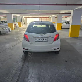 Toyota Yaris 2011