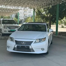 Lexus ES 350 2015