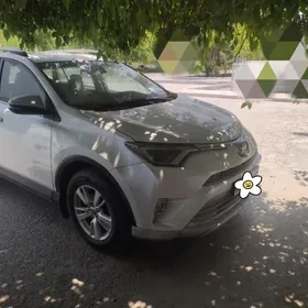 Toyota RAV4 2017