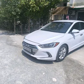 Hyundai Elantra 2018