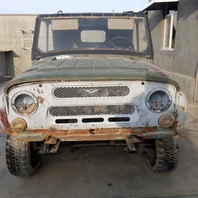 UAZ 469 1990