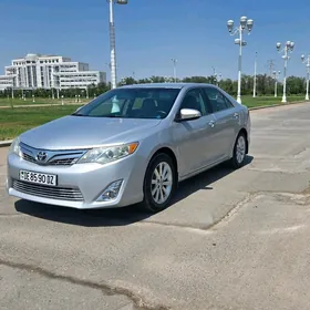 Toyota Camry 2013