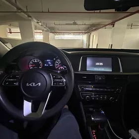 Kia Optima 2019