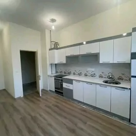 Änew Poluelitka 5k.200m²