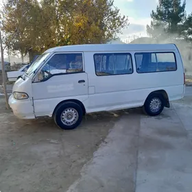 Toyota Hiace 1998