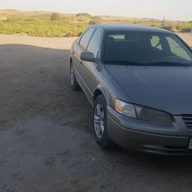 Toyota Camry 1999