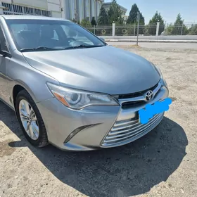 Toyota Camry 2016