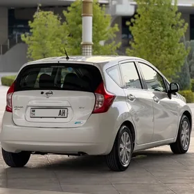 Nissan Versa 2013