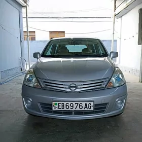 Nissan Versa 2010