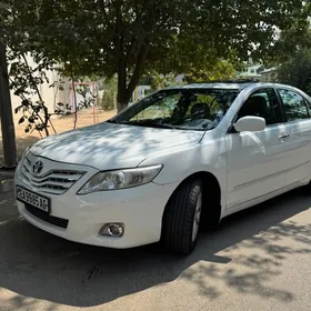 Toyota Camry 2010