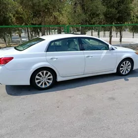 Toyota Avalon 2011