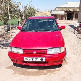 Nissan Primera 1994