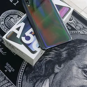 Samsung A50 4/64gb