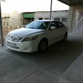 Toyota Camry 2010