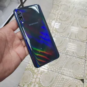 Samsung a 50 4/64