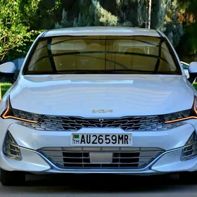 Kia K5 2021