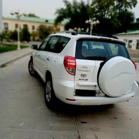 Toyota RAV4 2010