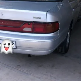 Toyota Camry 1992