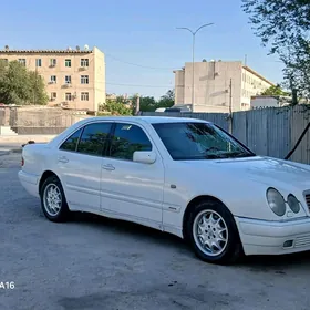 Mercedes-Benz C320 1997