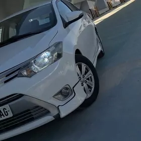 Toyota Yaris 2013