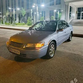 Toyota Camry 1997