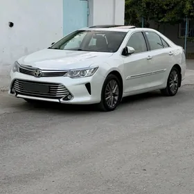 Toyota Camry 2016