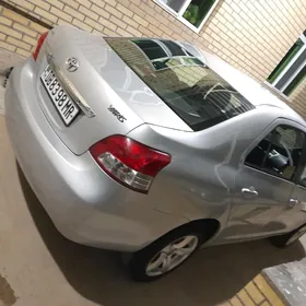 Toyota Yaris 2009