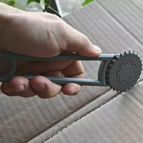 Дырокол для картонных коробок