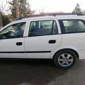 Opel Astra 2000